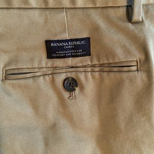 Banana Republic men’s skinny chino